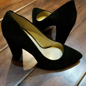 BCBG Clairice Pumps Suede, Cuban Heel- Gently Used